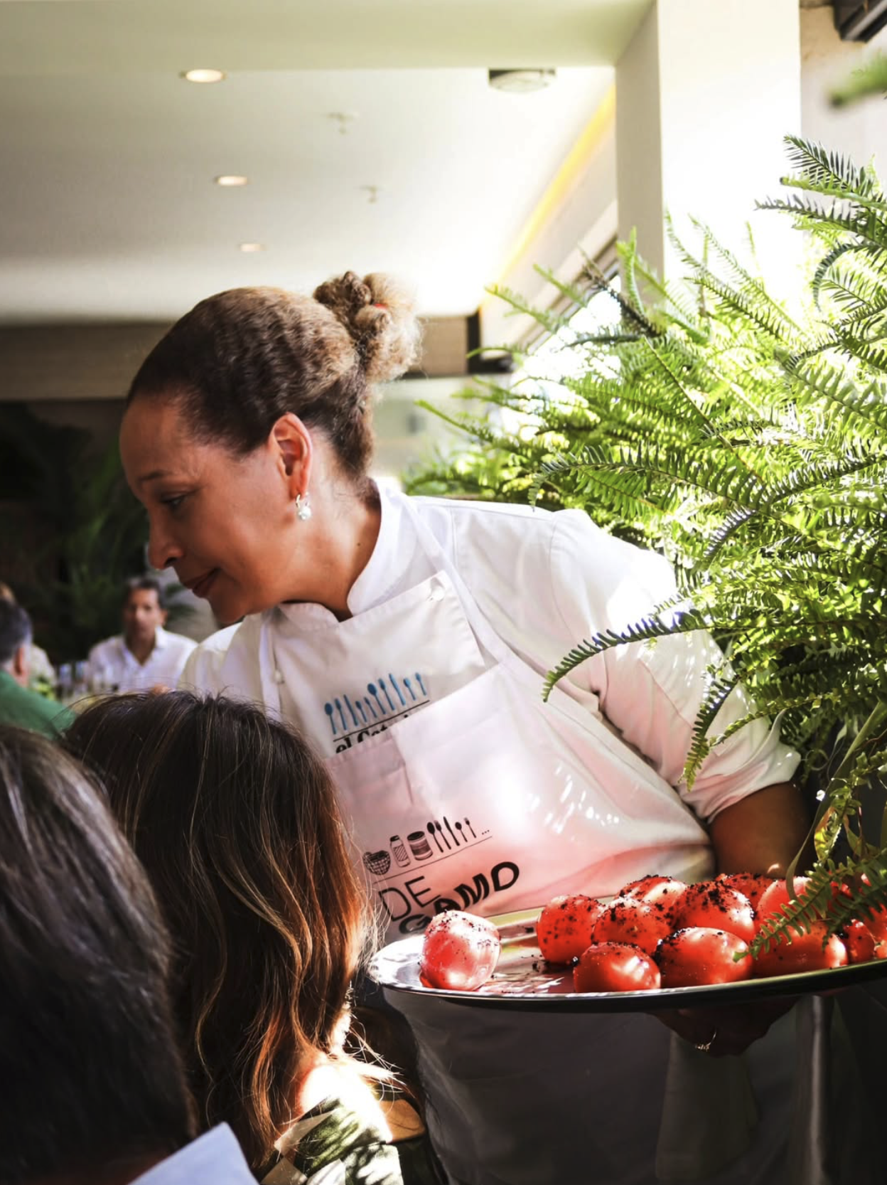 Presentación del Restaurante Niokobok